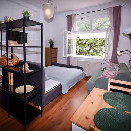 Central Urban Studio - Style Meets Comfort Братислава Экстерьер фото